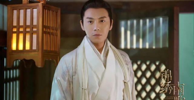 李沁|演女主剧不火,演女配剧火人不火,演技碾压一片小花却命里缺红?