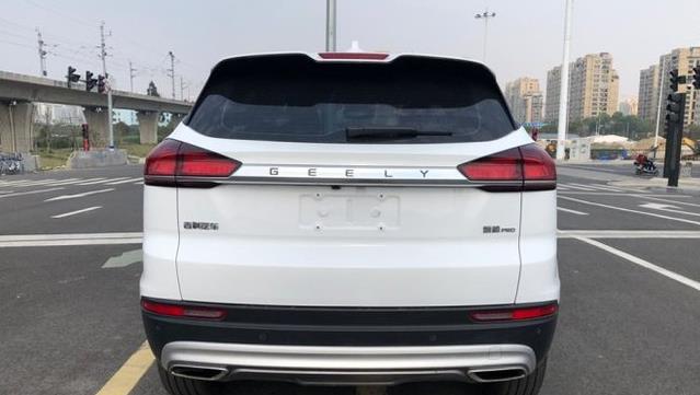 【吉利博越】国货再出爆款，30天卖出150963辆，跌至7.58万，比H6还要舒适