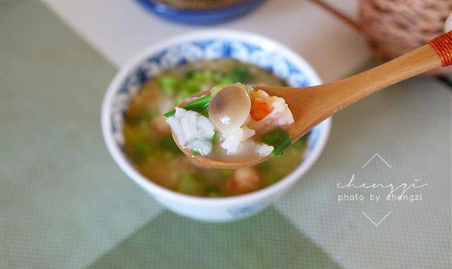 米饭|我的早餐只有1碗粥，却走红朋友圈，网友：剩米饭也能如此惊艳！