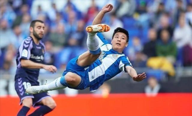 归化球员▲名记：归化球员全派上，国足才有希望冲击世界杯，否则门都没有