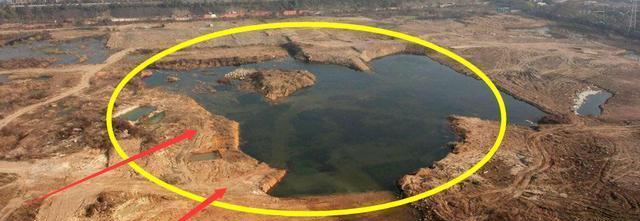 农村房子别建在这3个地方, 有钱人从不这样做, 再富都住穷