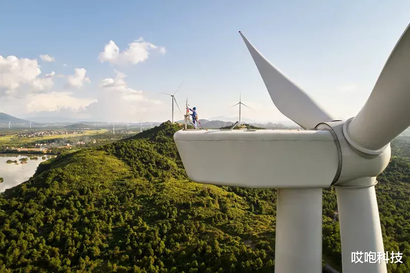 「苹果」美国制裁华为，我们该不该抵制 iPhone？