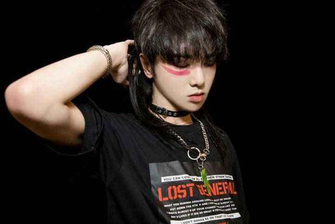 「华语乐坛」歌坛“人仙妖魔”四大唱将，新生代最后的牌面，他们能否站出来？