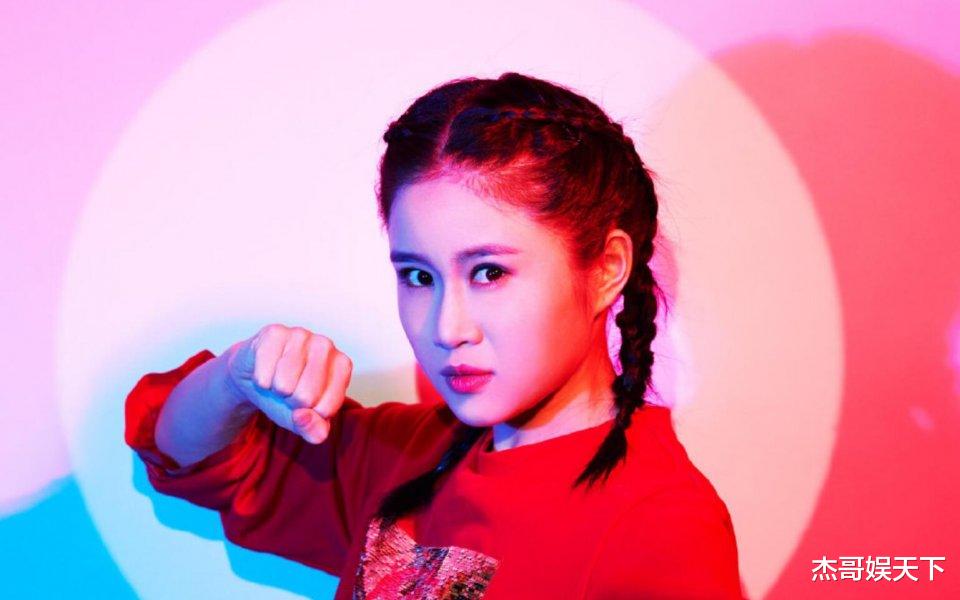 「欢乐喜剧人」不管白鸽是本色出演还是抄袭成性，她这次的采访观众缘算是败光了