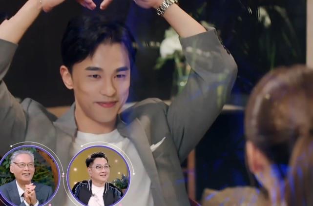 金莎|怪不得男嘉宾在意年纪，看到失去滤镜的金莎，网友：太真实了