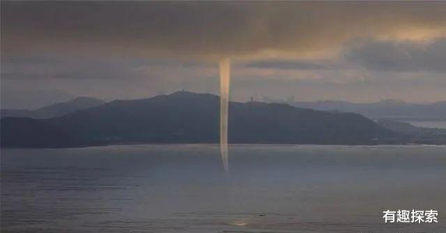 颜宁|大西洋风暴“劳拉”上方现巨型喷流， 蘑菇状，向太空边缘飞去