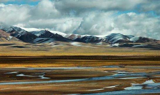 西藏旅游|女游客到西藏旅游，为何一定要穿裙子？导游：别怪没有提醒你