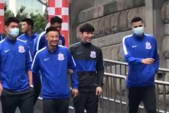 广州恒大|再见了恒大！曝恒大8年功勋加盟申花，他与卡纳瓦罗有矛盾