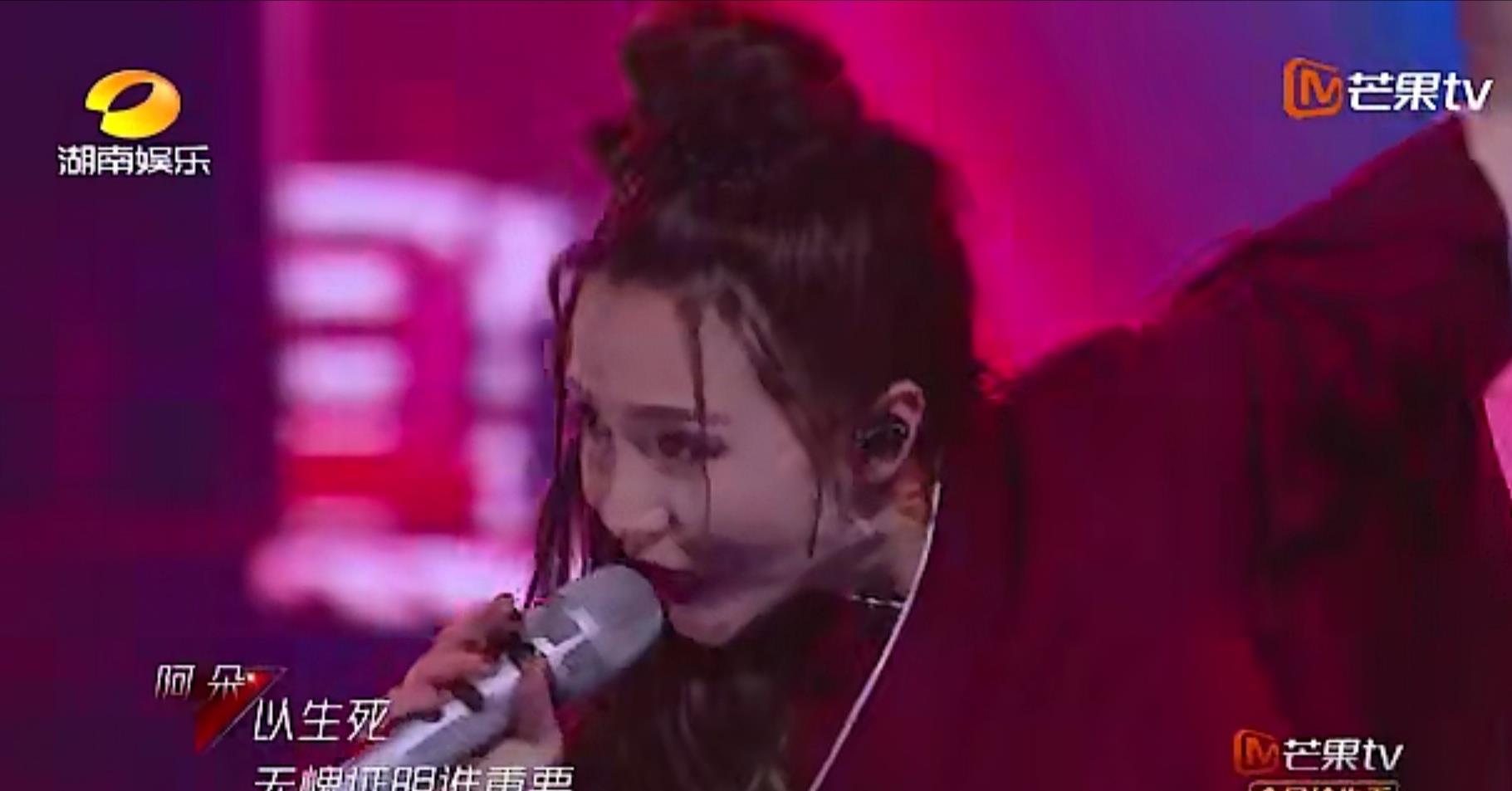 姐姐|复活换位赛:21位姐姐只有4位全开麦,张含韵输得很漂亮!