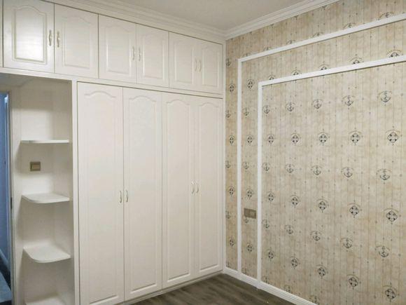 @老公坚持餐厅砌墙留个洞,全房钛金不是一般漂亮,头一次见很实用