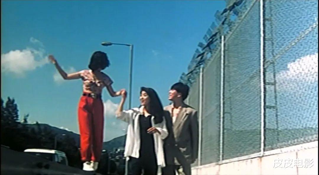 杨丽菁|你知道吗？杨丽菁与朱茵拍摄《超级女警》，上映时被删减了3分钟