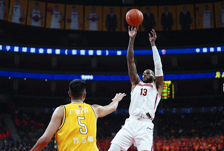 「索尼·威姆斯」酒店走廊不够威姆斯跑的!14天隔离不能训练,威姆斯:我要加训!