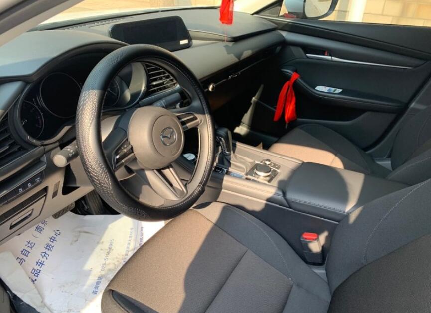 【马自达】花14万提马自达昂克赛拉，用车一段时间后表示：不适合家用！