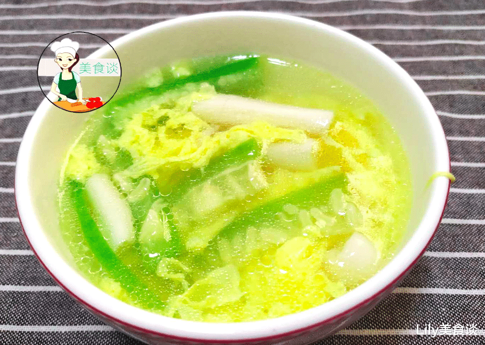 鸡蛋@夏天啦，这蔬菜要多吃，不放肉也很鲜，爽滑清甜，消渴解暑还美白
