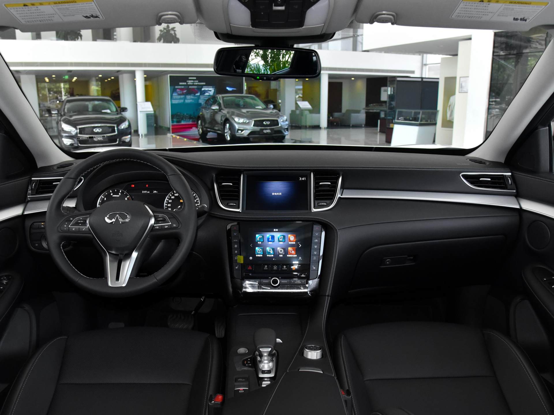 英菲尼迪QX50|这豪车真良心！四轮独悬+四驱，纯进口配2.0T+CVT，还看啥汉兰达