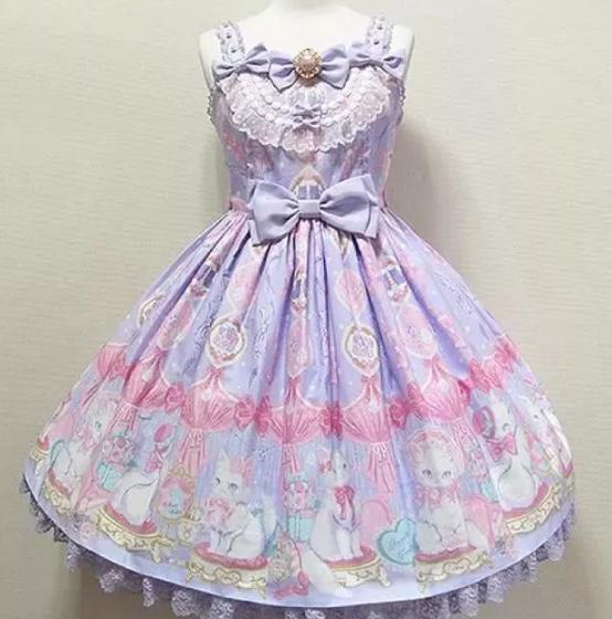 学霸▲心理测试：哪款洛丽塔裙子最和你心意？测你会和班里的谁成为恋人