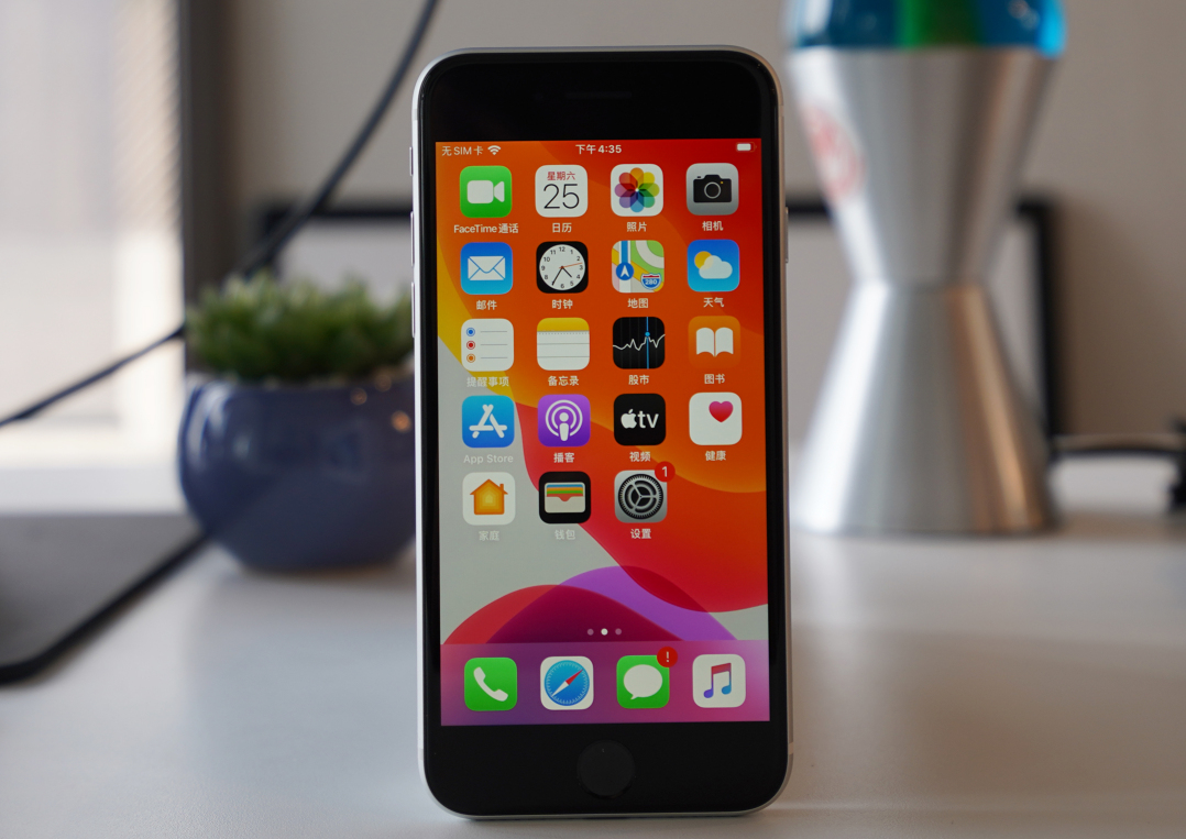 【iphone xr】iPhone XR又火了，热度媲美iPhone SE，苹果这次良心了！