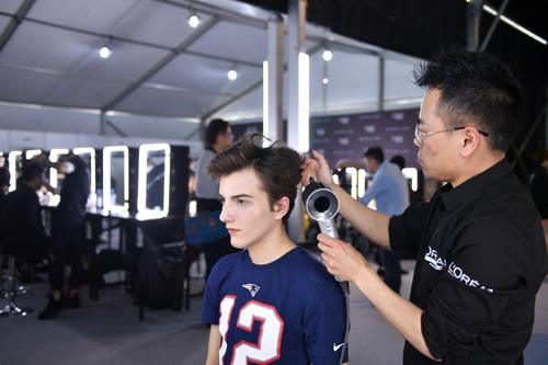 戴森|巨头戴森“人设”崩塌？中国年轻人还会再买它的账吗？