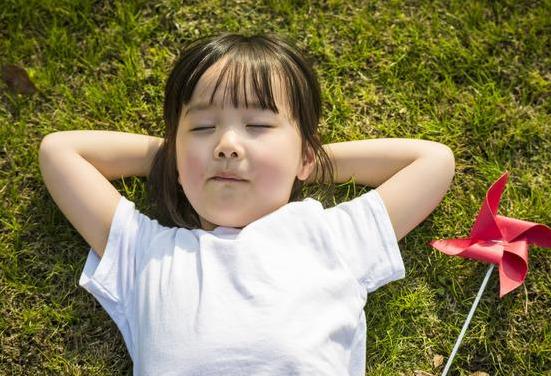 肝脏：肝不好的人，身体会有\2处疼、3变色\，常做三件事的人，尤其注意