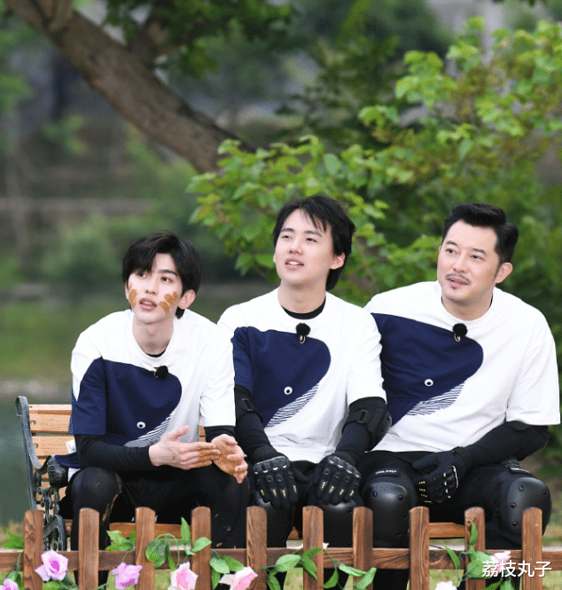 沙溢：5档综艺同时在播，连上6次春晚，沙溢靠“怂”闯出了一片天