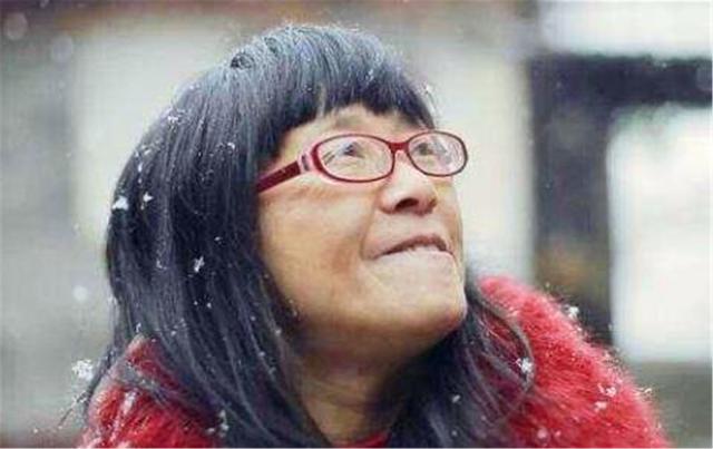 晓君侃史|脑瘫妻子成名后,抛弃生活20年的“糟糠之夫”,这是为何?