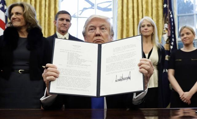 ARM|轮到美国被卡脖子了，川普2700亿收购世界巨头，遭到大国一票否决