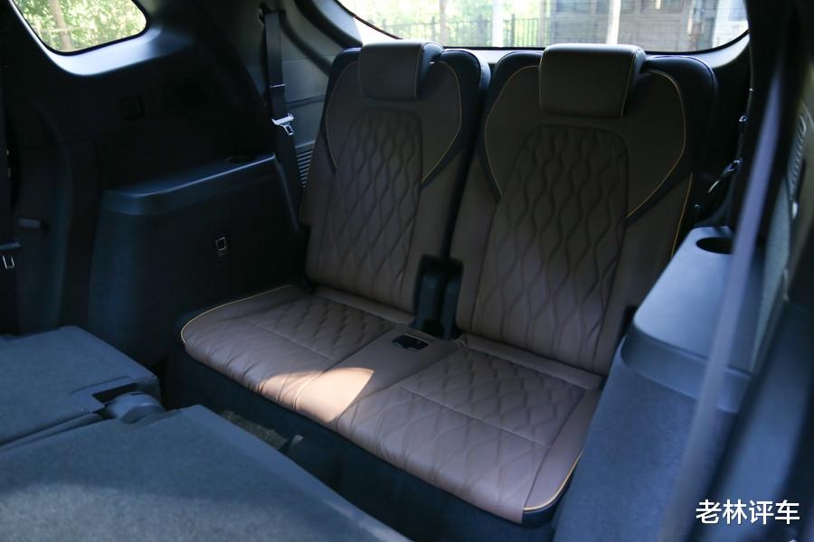 比亚迪|国产品牌的骄傲！4.3秒破百，油耗1.5L，双层隔音，狂甩21万辆