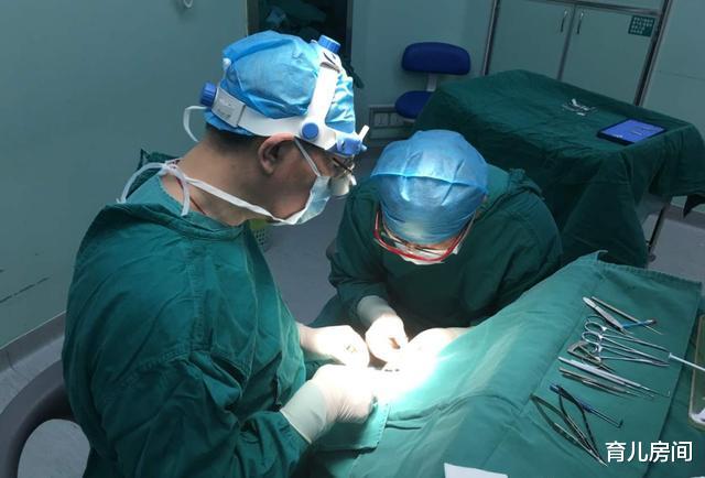 医生|“不用对我负责”,为治疗月经不调,女子主动要求发生关系