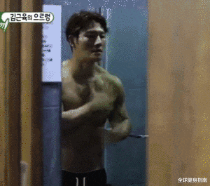 金钟国■44岁金钟国健身20年，肾却不行了？肌肉爆炸qu至今单身图个啥？