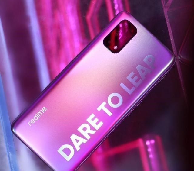 realme X|手机充电速度大比拼，X7Pro充满只用35分钟，最后一名要用206分钟