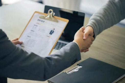 #美团#员工面试美团，两次面试通过却被offer审核放鸽子，结果蒙了！