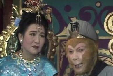 赵丽蓉|2000年,赵丽蓉临终留下遗言,“义子”巩汉林守灵后永远离开春晚