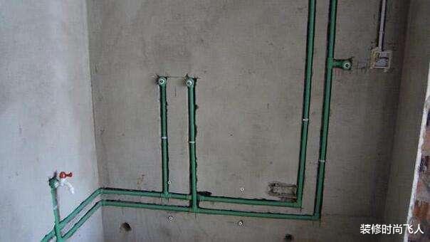 热水器|家里万万不要这样装冷热水管，一旦工人没装对，入住就会麻烦不断