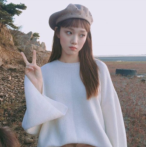 迪丽热巴|比美输给热巴！离开韩式滤镜，韩国女星连自家的媒体镜头都扛不住