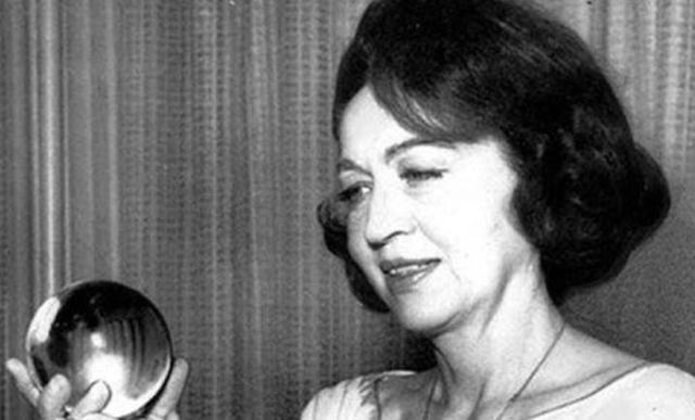 「丘吉尔」比袁天罡还牛的美国占星师，死前这样预言中国，网友：泄露天机了？