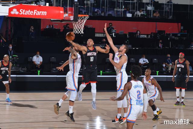 火箭队|2分险胜！威少哈登手感冰凉 三将轰14记三分救主 保罗仍末节之王