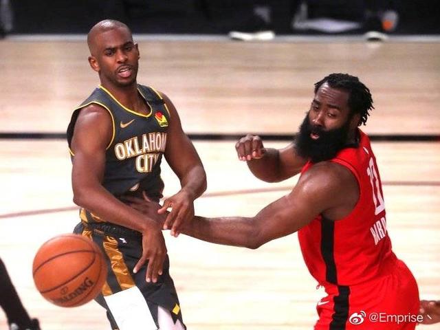 詹姆斯·哈登|最后4秒！哈登绝杀三分不中后，有谁留意到威少接下来的反应？