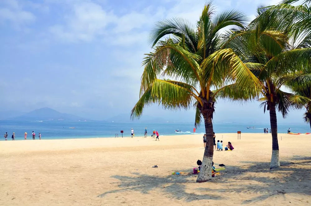 四姑娘山 为啥很多人喜欢去海边玩？