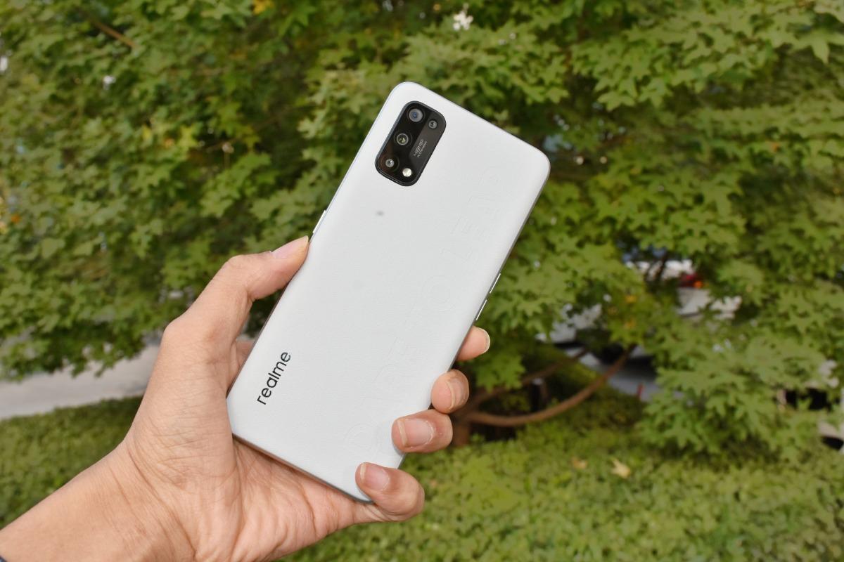 realme|颜值不输工艺品,realme真我 Q2 Pro轻潮灰上手
