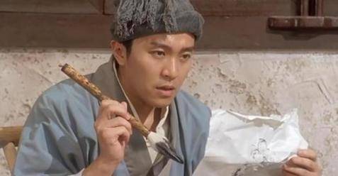 『』结婚上联：“吕府姑娘，下口大过上口”，下联一出，新郎脸色变绿