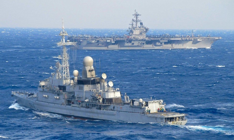 「基辛格」美国与谁开战的概率最大？中国好友基辛格作答，随后全场鸦雀无声