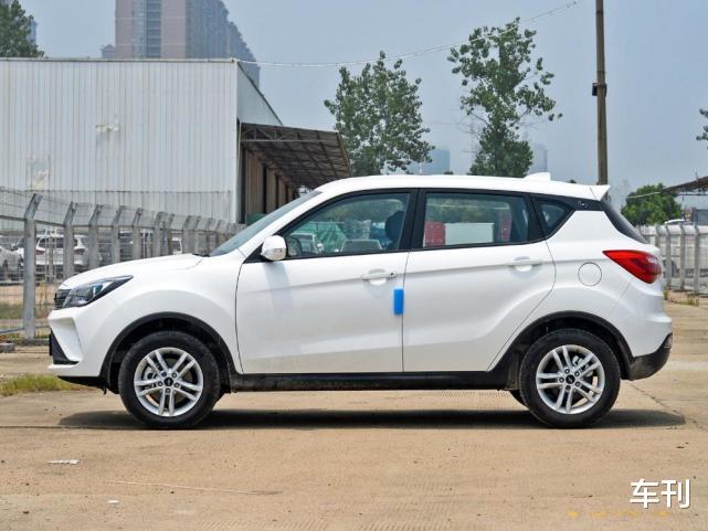 SUV|年轻人首选的SUV，仅5万出头，油耗仅6.4L，搬砖也养得起