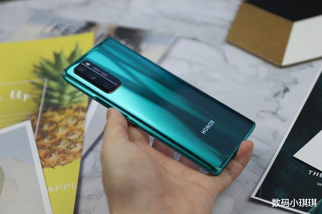 华为|顶级华为不甘示弱！256G+麒麟990直降750，50倍变焦+三重快充