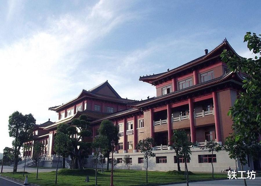 哈尔滨医科大学|最高上涨92分！这三所医科大学，多地录取线大幅上涨