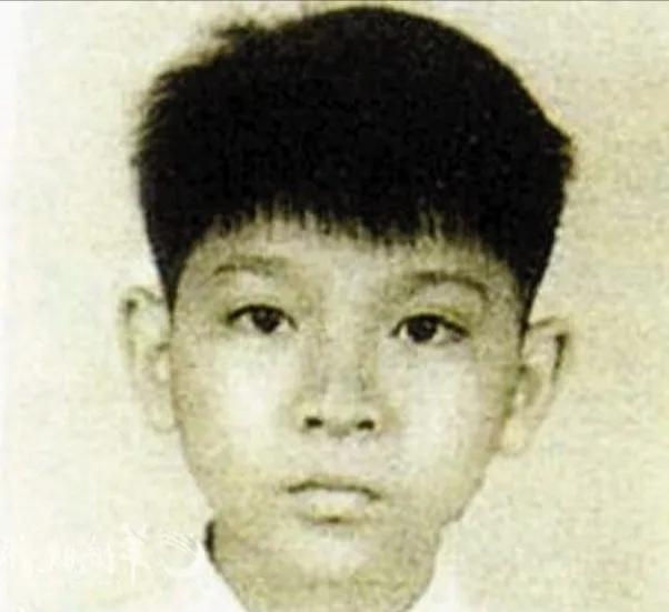 刘德华|刘德华60岁生日，惊动香港大半个娱乐圈，李连杰向太洪金宝齐聚！