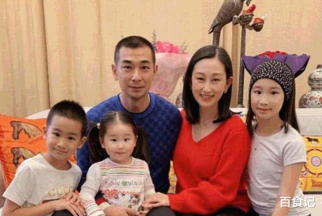 #赵文卓#她嫁给了梅艳芳最爱的男人,8年连生3胎,40岁嫩如少女