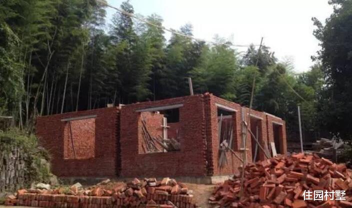 结婚@农村建房怎样才能省钱?看这栋二层别墅,4室1厅,简单实用还好看