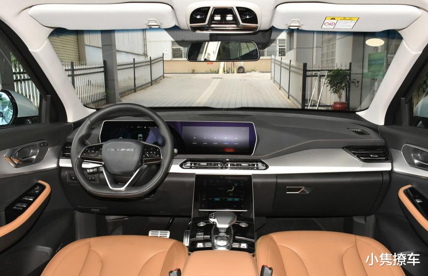 『瑞虎8』总算没白等，新车比瑞虎8帅气，1.5T爆188马力，油耗6.6L四轮独悬