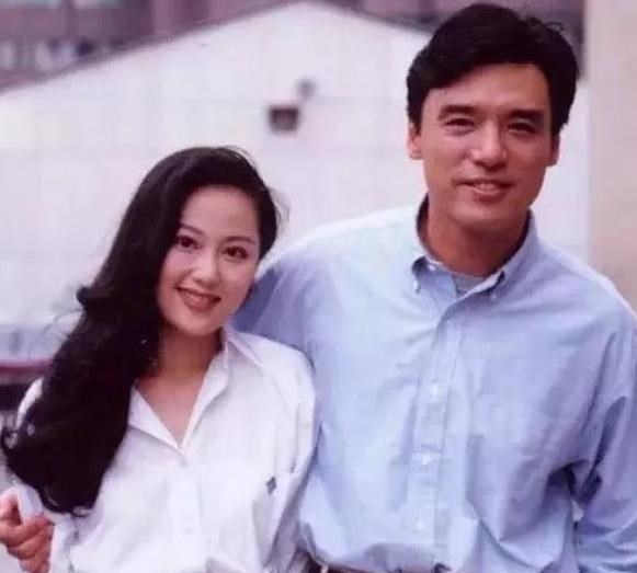 章小蕙：章小蕙——不止是“桃色”