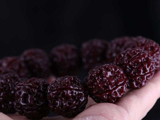 「星月菩提」全网最全盘玩攻略，有了它，什么手串你都会盘！